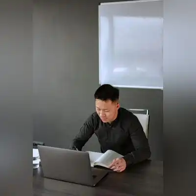 贺凌德